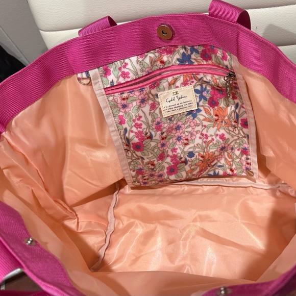 ‼️RARE‼️ Japan Cyalel Yahata x Liberty Fabrics HIDDEN Hello Kitty - Picture 7 of 12